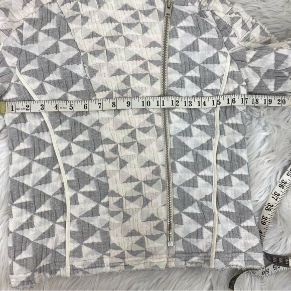 Revolve IRO Women's White Otavia Geometric Quilted Multico Jacket EU 36/C34 - Picture 16 of 17